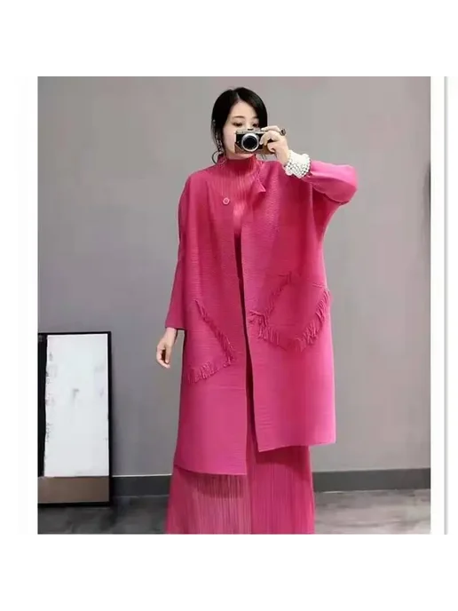 Miyake 2026 Плиссированное пальто, черный, фото 2